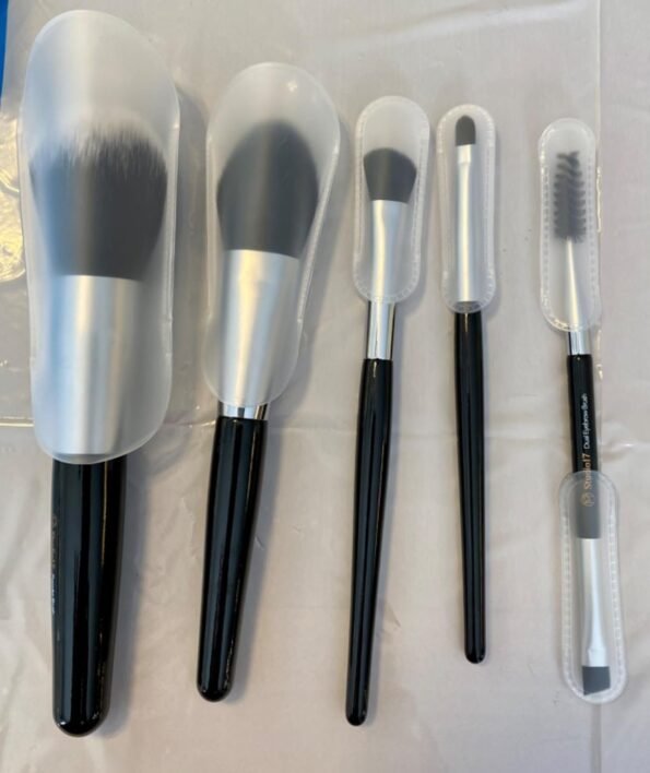 Image #1 from Genesis Roman