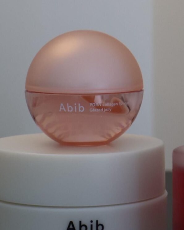 Image #1 from Amelia